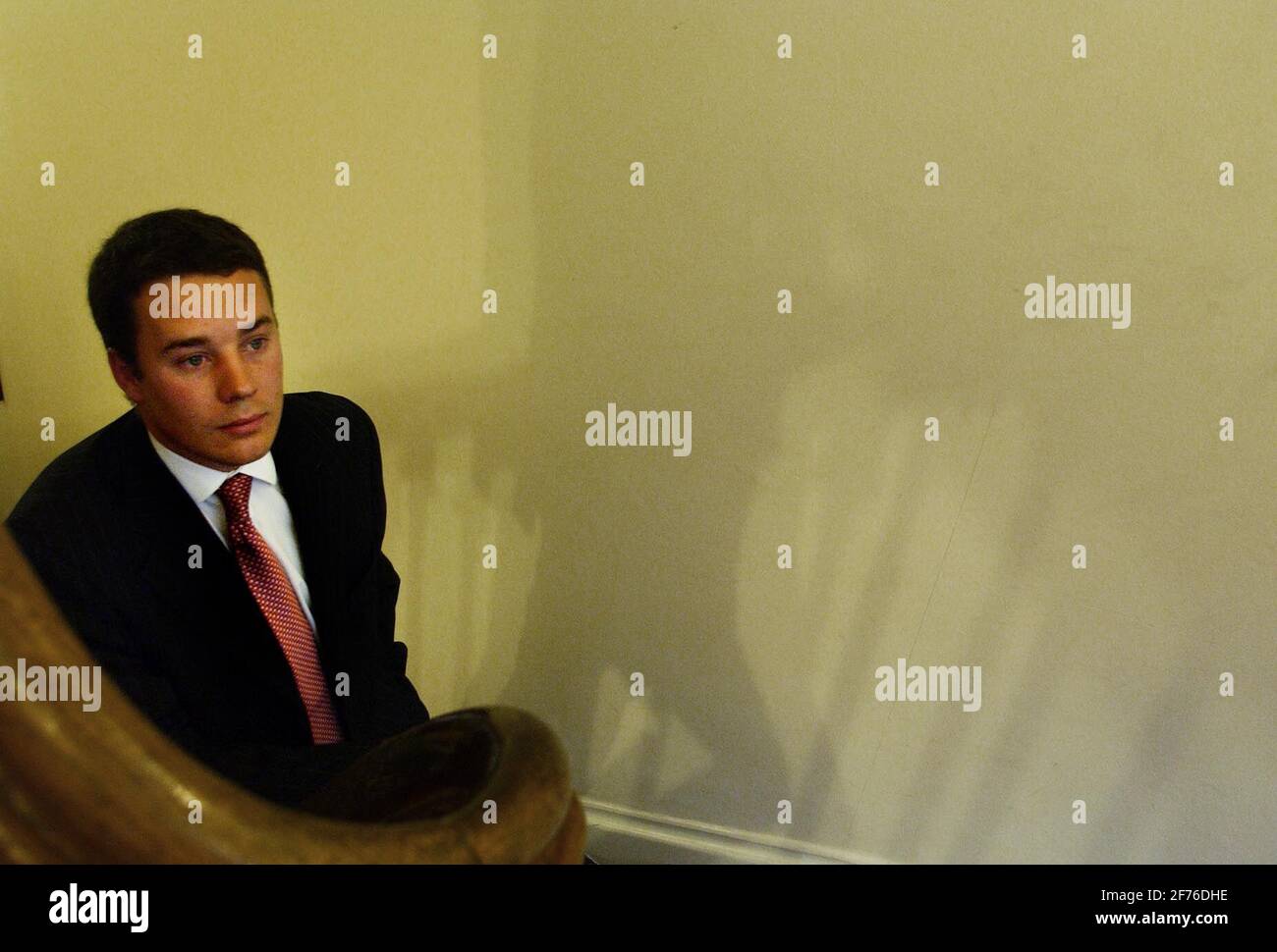 JONATHON ROWLAND VOM RESURGE,1/10/03 PILSTON Stockfoto