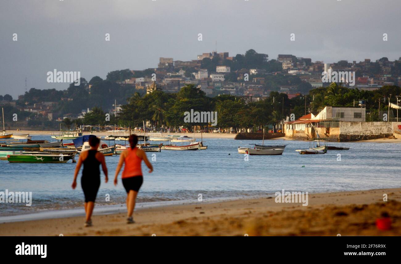 salvador, bahia / brasilien - agosto 12, 2015: Vista da Península de Itapagipe no bairro da Ribeira em Salvador. *** Ortsüberschrift *** Stockfoto