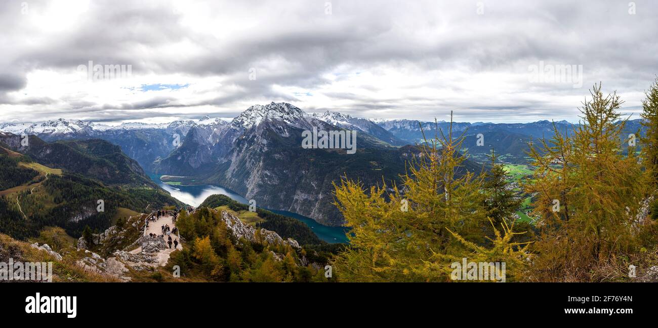 Panoramablick vom Jenner Berg auf den Königssee in Bayern, Deutschland Stockfoto