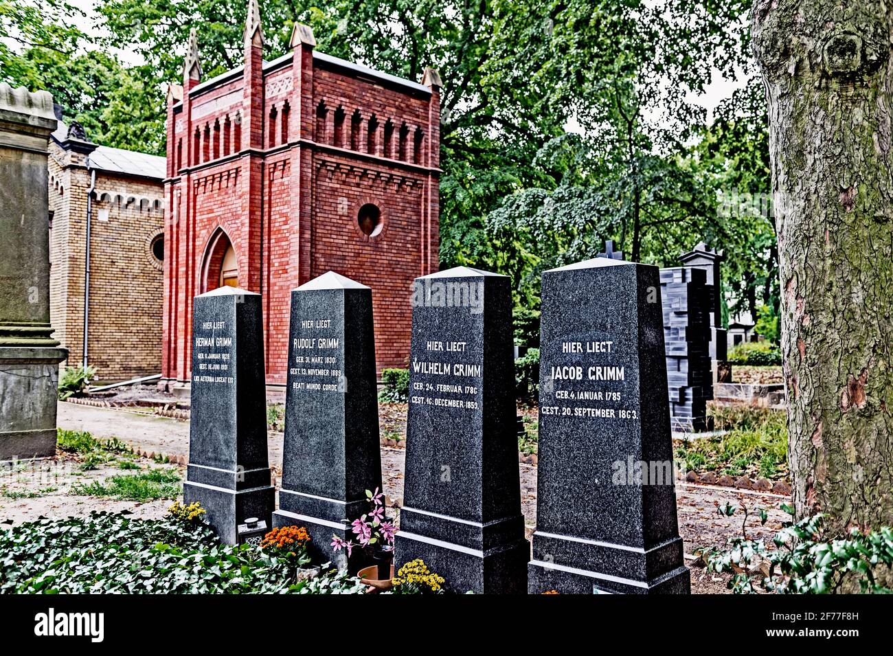 St. Matthaeus Kirchhof Berlin, Grab der Brueder Grimm; Alter St. Matthäus Kirchhof, Berlin, Grab der Brüder Grimm Stockfoto