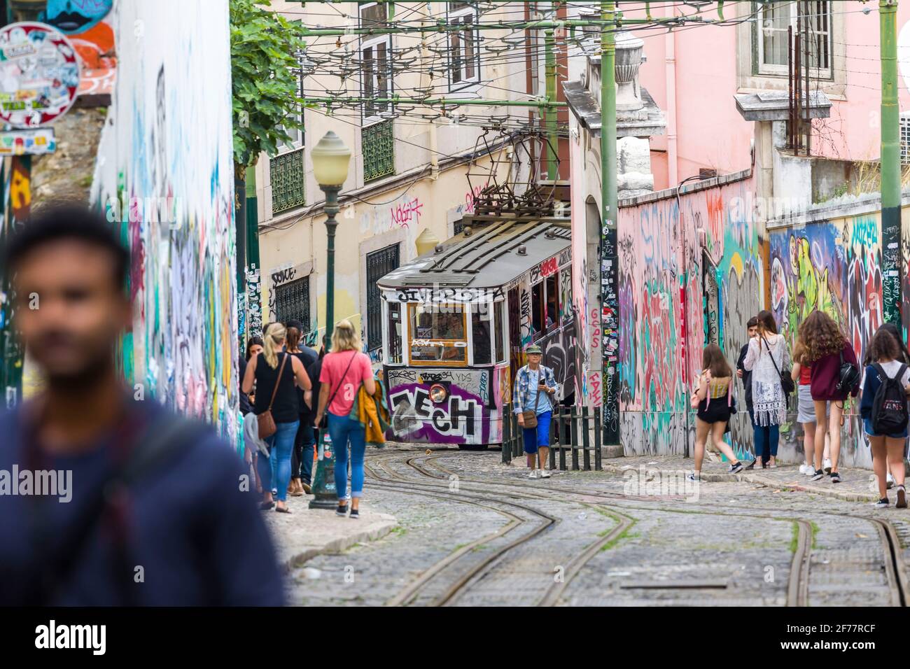 Portugal, Lissabon, Stadtteil Bairro Alto, Elevador da Glória, Il relie la Praça dos Restauradores au quartier du Bairro Alto, Es verbindet Praça dos Restauradores mit dem Stadtteil Bairro Alto Stockfoto