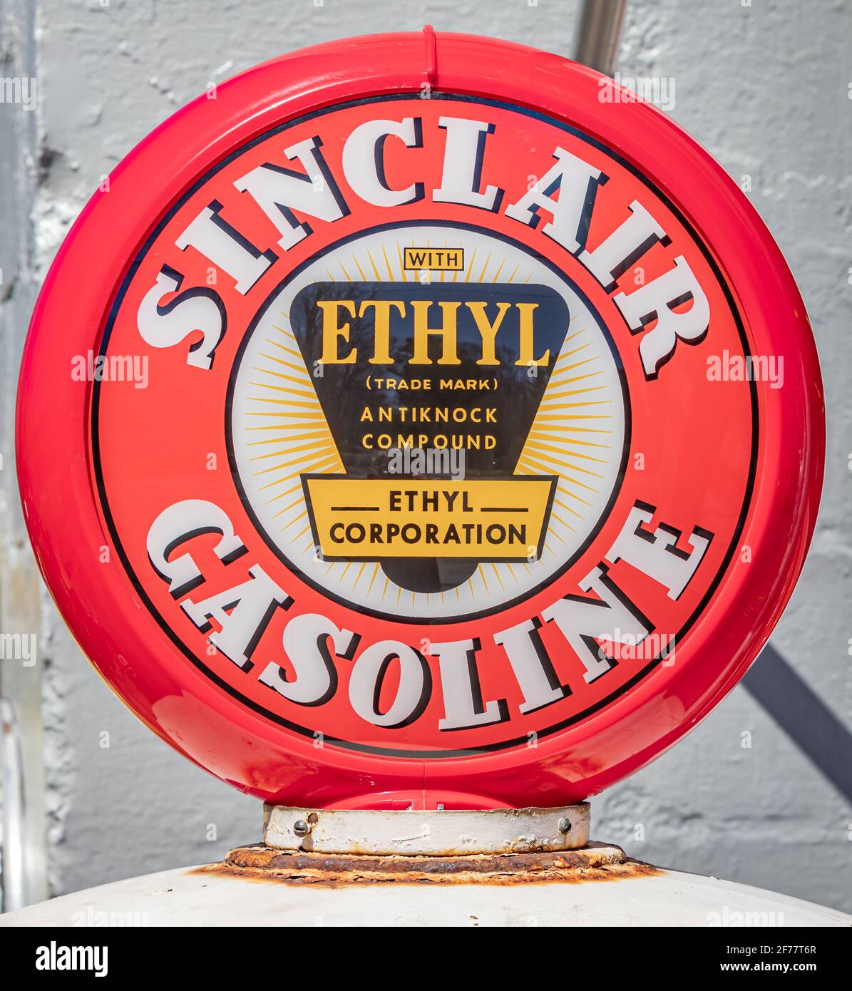 Detailbild einer Sinclair Benzinpumpe Stockfoto