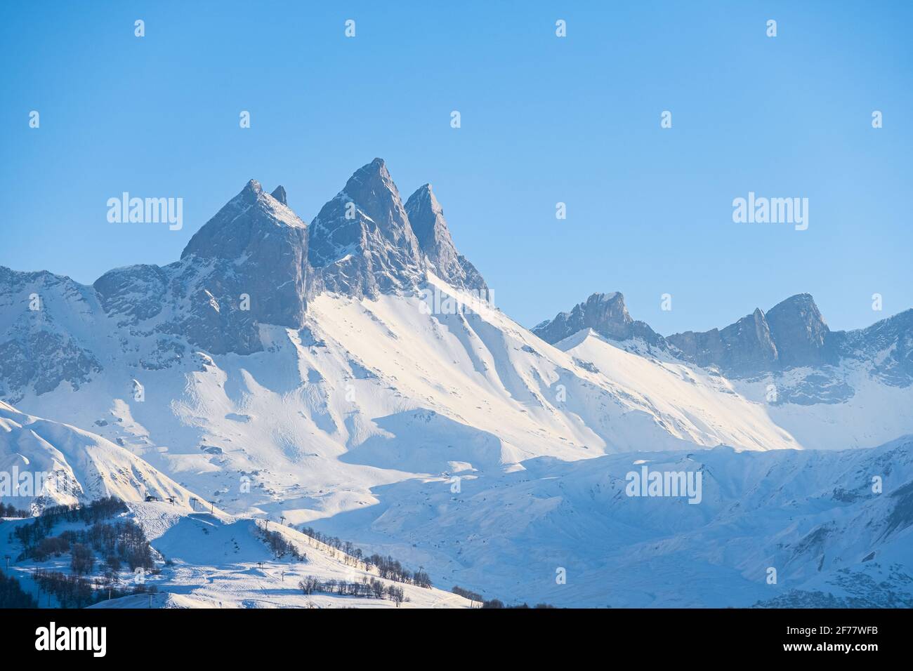 Frankreich, Savoie, Maurienne-Tal, Aiguilles d'Arves von Albiez-le-Jeune aus gesehen Stockfoto