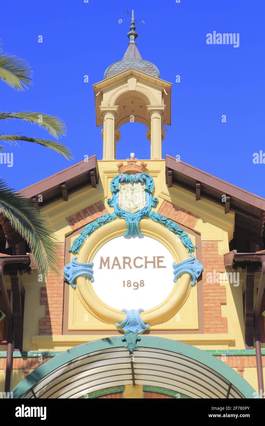 Frankreich, Alpes Maritimes, Menton, Markthalle aus dem 19. Jahrhundert, Laterne auf der Südseite (Architekt: Adrien Rey) Stockfoto