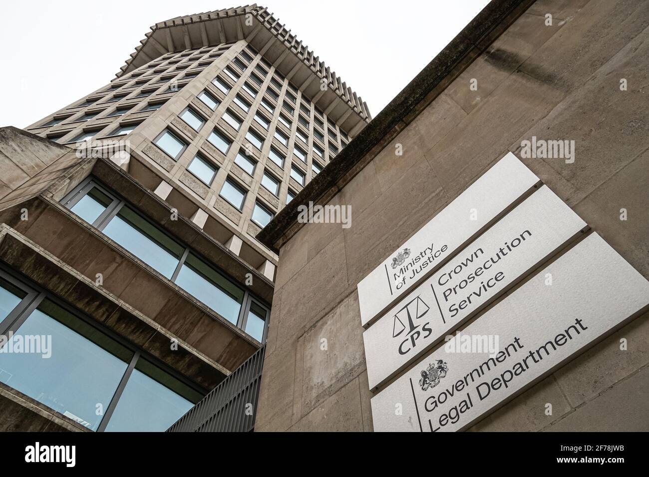 Justizministerium der Sitz der Brutalisten am 102 Petty France in London, England Vereinigtes Königreich Großbritannien Stockfoto