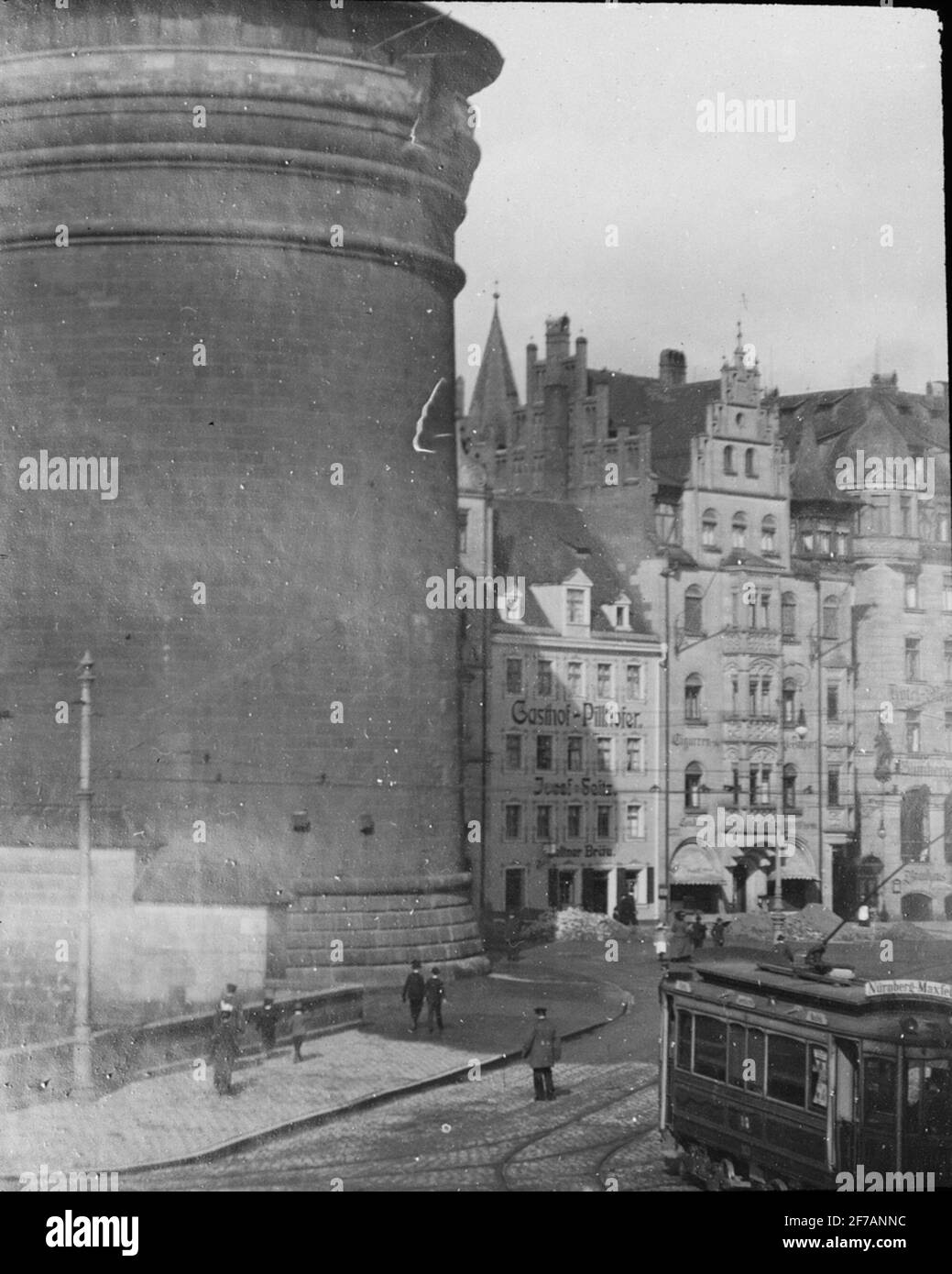 Skiopter-Ikone mit Motiven von Laufer Torturm. Turm in der Stadtmauer, Nürnberg. Stockfoto