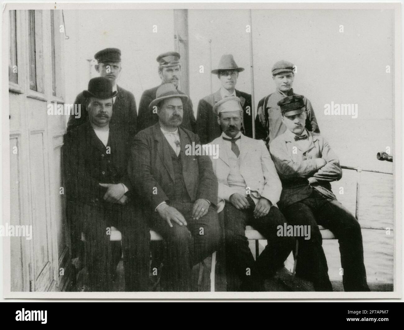 Die acht, die die Installation von "Vandals Diesel-Elektro-Maschinen Winter 1903/04 verwaltet. Stockfoto