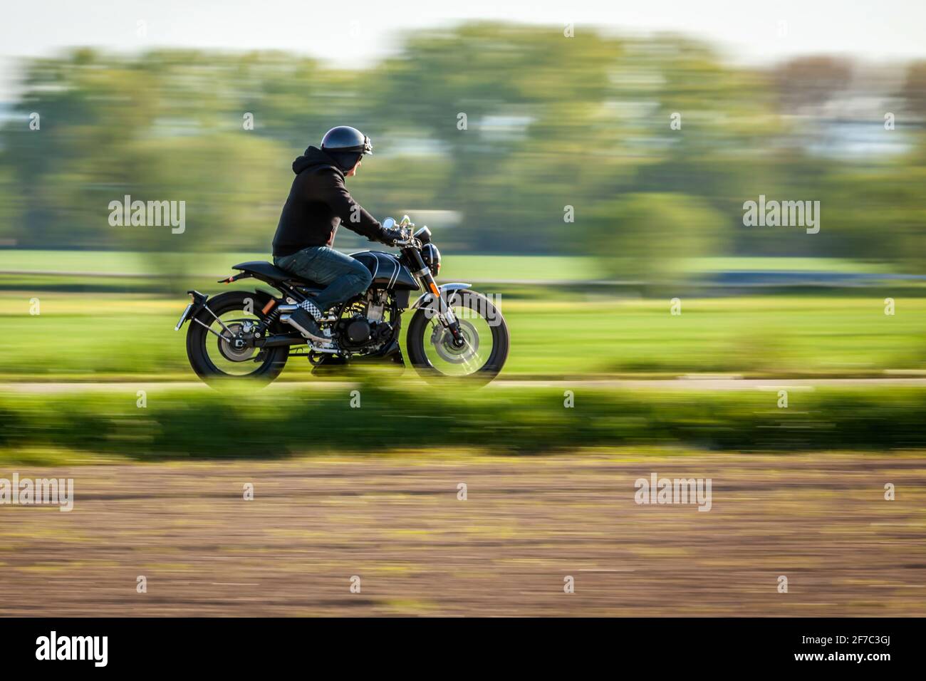 Reiten Motorrad Pfanne Technik verwendet. Copyspace für Ihren individuellen Text. Stockfoto