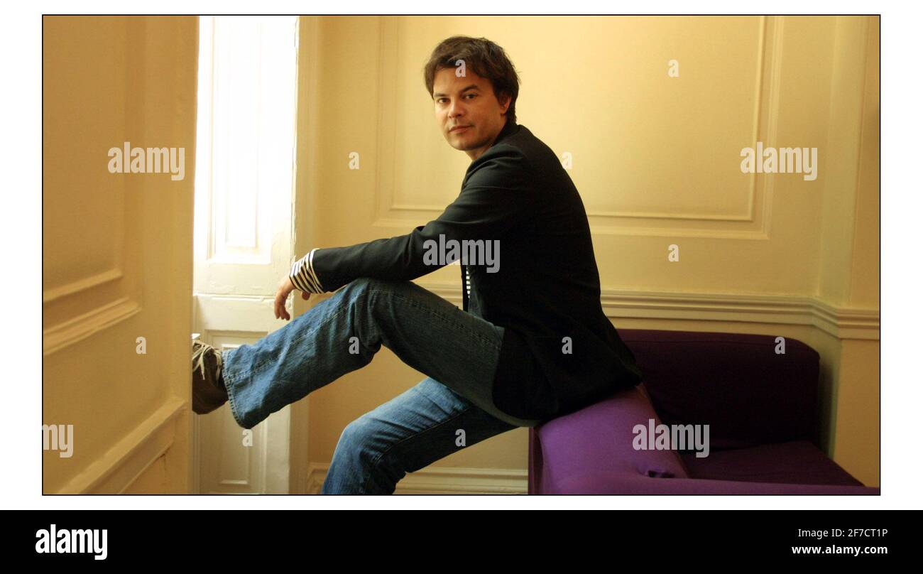 Francois Ozon, Filmregisseur, neuestes Swiming-Poolpic David Sandison 9/6/2003 Stockfoto