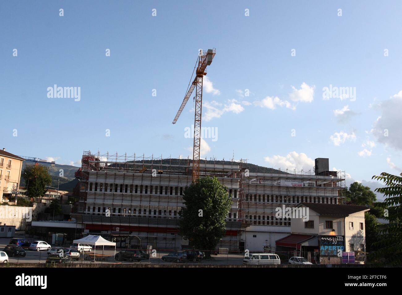 L'Aquila, Italien - 9. Juli 2009: Die Stadt wurde durch das Erdbeben zerstört Stockfoto