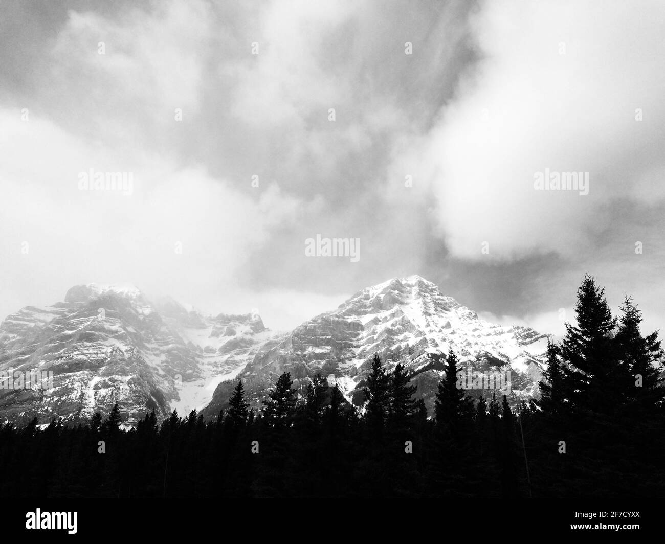 Malerischer Blick auf den majestätischen Kananaskis Provincial Park im Südwesten von Alberta Stockfoto