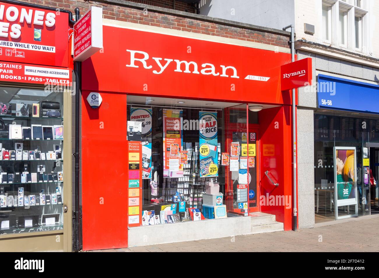 Ryman Stationery Store, High Street, Staines-upon-Thames, Surrey, England, Vereinigtes Königreich Stockfoto