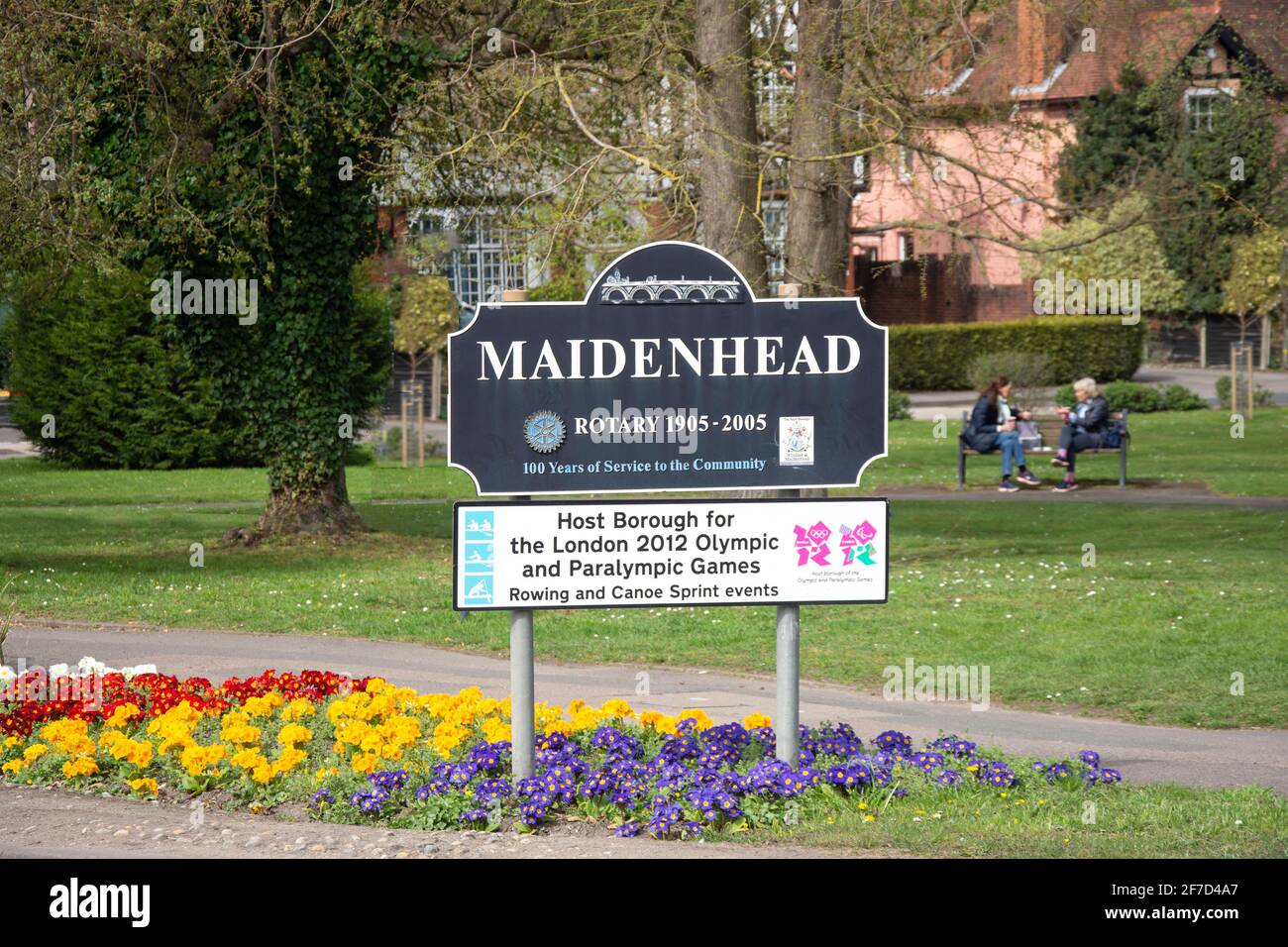 Einfahrtsschild nach Maidenhead, Bridge Road, Maidenhead, Vereinigtes Königreich Stockfoto