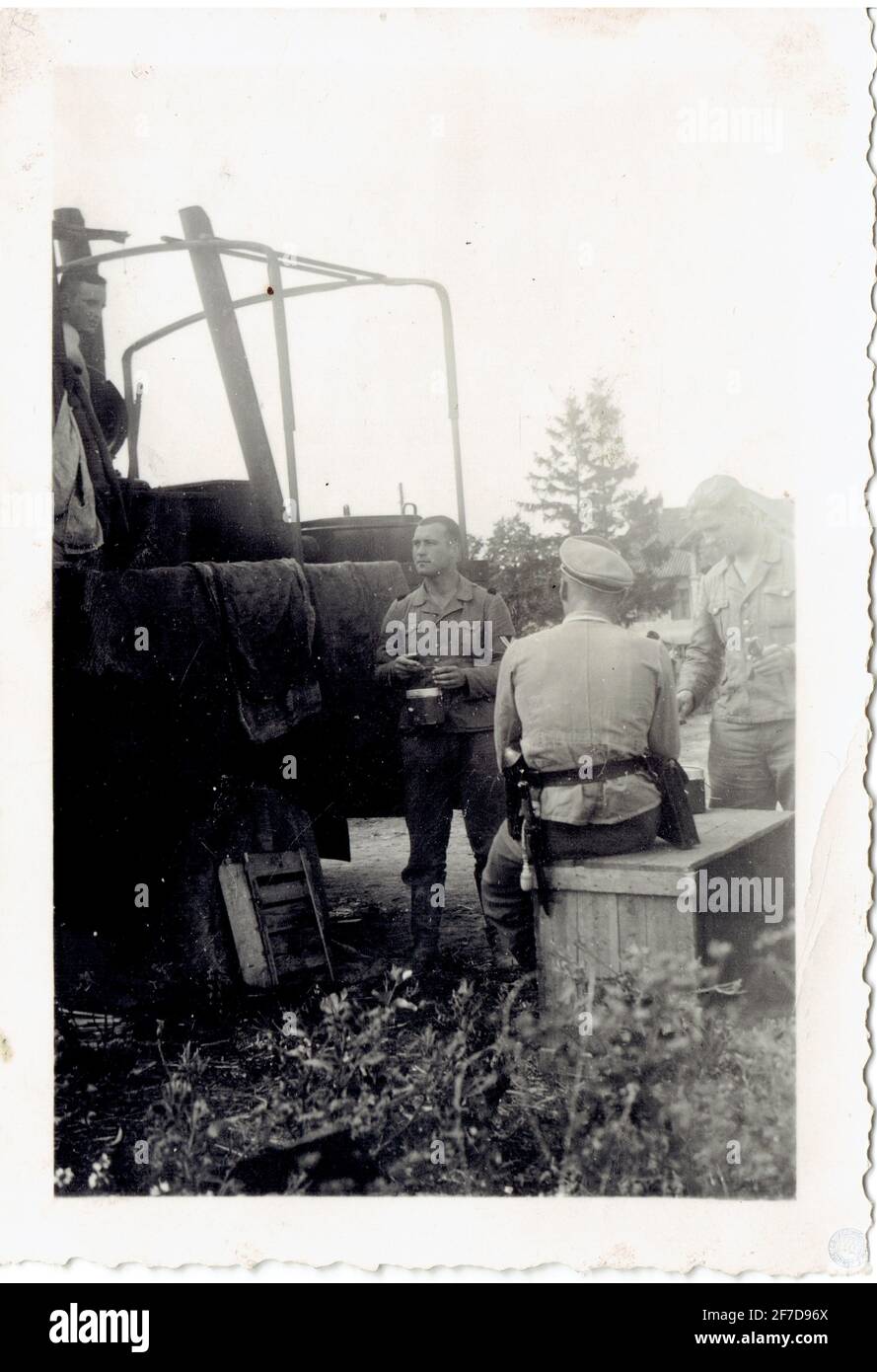 soldats de la waffen SS à l'arrière d'un Camion Stockfoto