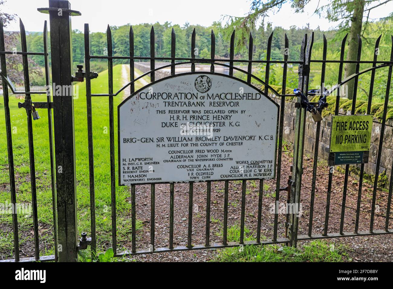 Tore am Eingang zum Trentabank Reservoir, Macclesfield Forest, Ceshire, England, Großbritannien Stockfoto