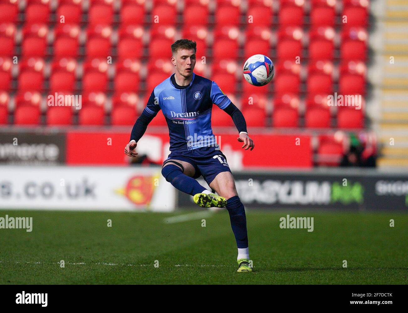 Rotherham, Großbritannien. April 2021. Josh Knight (Leihgabe von Leicester City) von Wycombe Wanderers während der Sky Bet Championship hinter verschlossenen Türen zwischen Rotherham United und Wycombe Wanderers am 5. April 2021 im New York Stadium, Rotherham, England. Foto von Andy Rowland. Quelle: Prime Media Images/Alamy Live News Stockfoto