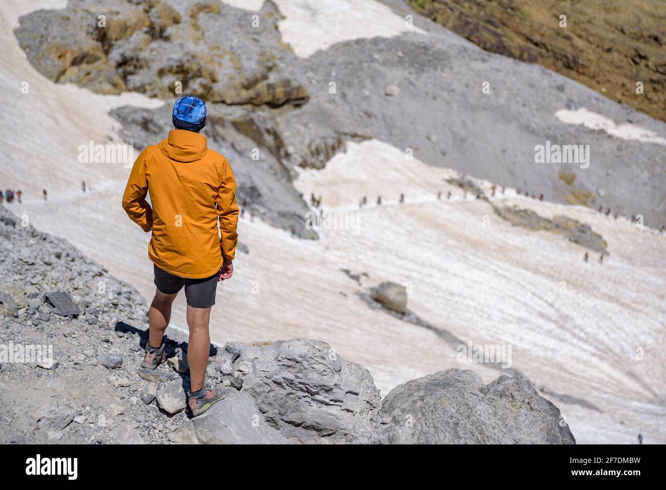 Trekking im Nationalpark der Pyrenäen bis zum Brèche de Roland (Gavarnie, Midi-Pyrénées, Occitanie, Frankreich) ESP: Trekking en la Brecha de Rolando Stockfoto