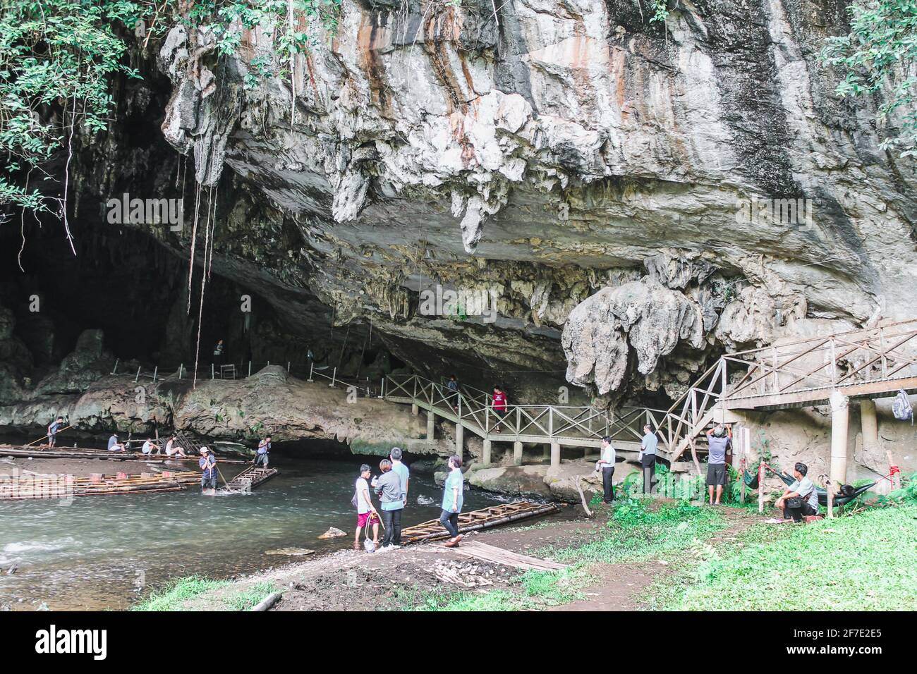 Mae Hong Son Provinz, Thailand - Juli 20,2016 - Tham Lod Höhle in der Nähe von SOP Pong im Pang Mapha Bezirk, Mae Hong Son Provinz, Nordthailand Stockfoto