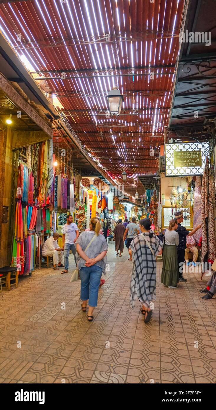 Souk oder Markt in Marrakesch, Marokko Stockfoto