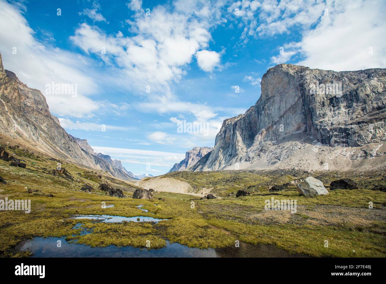 Landschaftsansicht von Mount Thor, Baffin Island, Kanada. Stockfoto