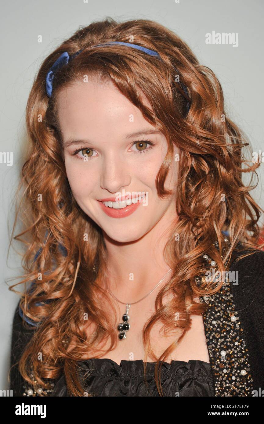 Die Schauspielerin Kay Panabaker nimmt an der 6. Jährlichen Teen Vogue