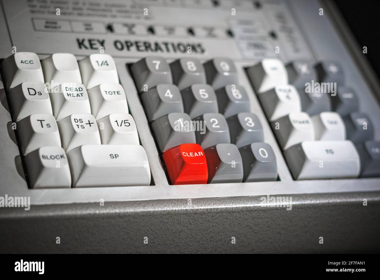 Tastatur der Buchmacher-Absetzmaschine auf dem Display im Science Museum In London Stockfoto