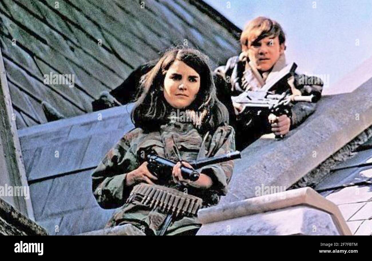Wenn... 1968 Paramount Picturfilm mit Malcolm McDowell und Christine Noonan Stockfoto