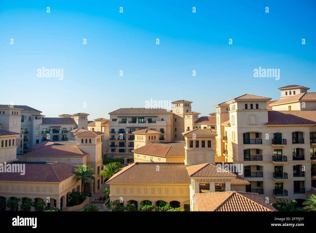 Saadiyat Island, Vereinigte Arabische Emirate - 17. September 2020: Luxushotel St.Regis Saadiyat auf dem berühmten Abu Dhabi Resort Saadiyat Island Stockfoto