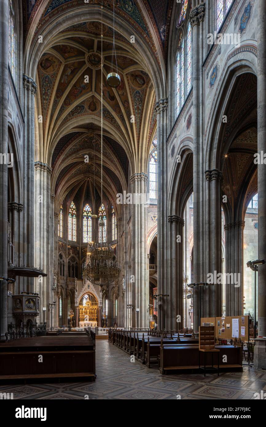 Das Innere der Votivkirche in Wien, Österreich, Europa Stockfoto