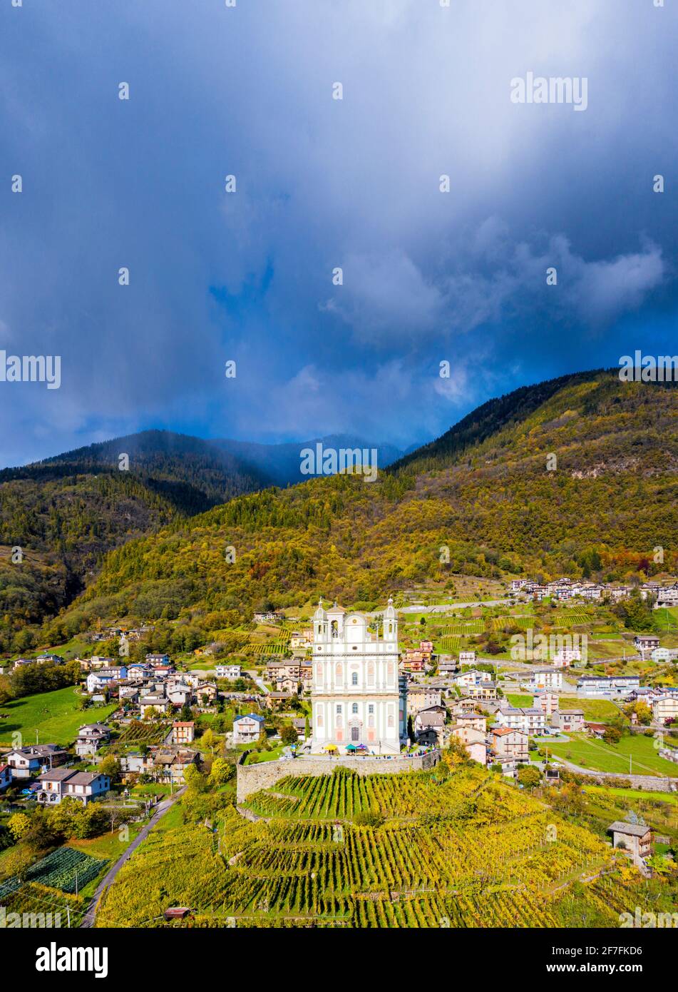 Kirche Santa Casa in den Weinbergen, Tresivio, Valtellina, Lombardei, Italien, Europa Stockfoto