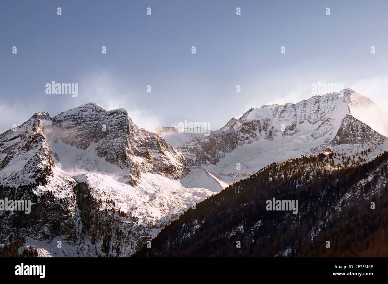 Windböen am Hochgall im Winter, Trentino-Südtirol, Italien, Europa Stockfoto