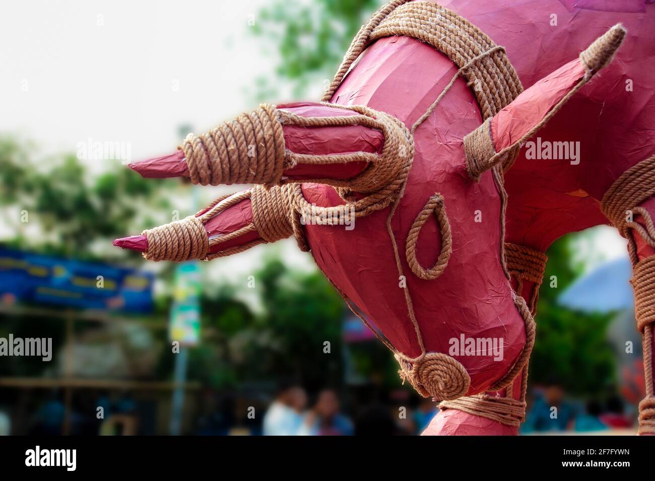 April 2021. Mangal Shobhajatra, eine farbenfrohe und festliche Prozession zur Feier von Pahela Baishakh, dem Neujahr in Bangladesch. Dhaka, Bangladesch. Stockfoto