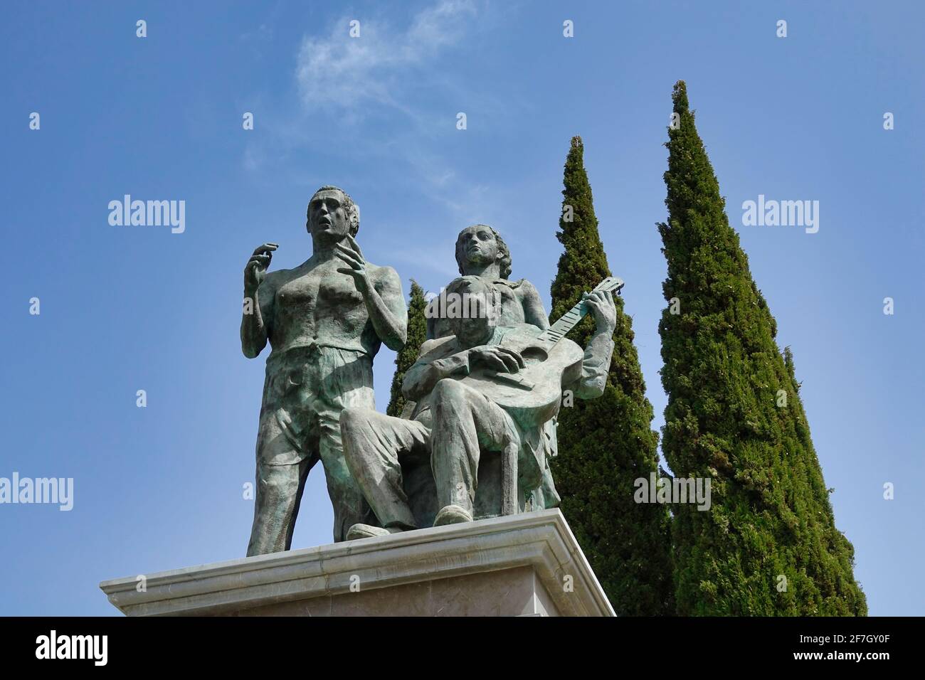 Flamenco-Denkmal in Granada (Spanien), ein Bronzewerk des Bildhauers Juan Antonio Corredor, das dem Flamenco als Kunst gewidmet ist Stockfoto