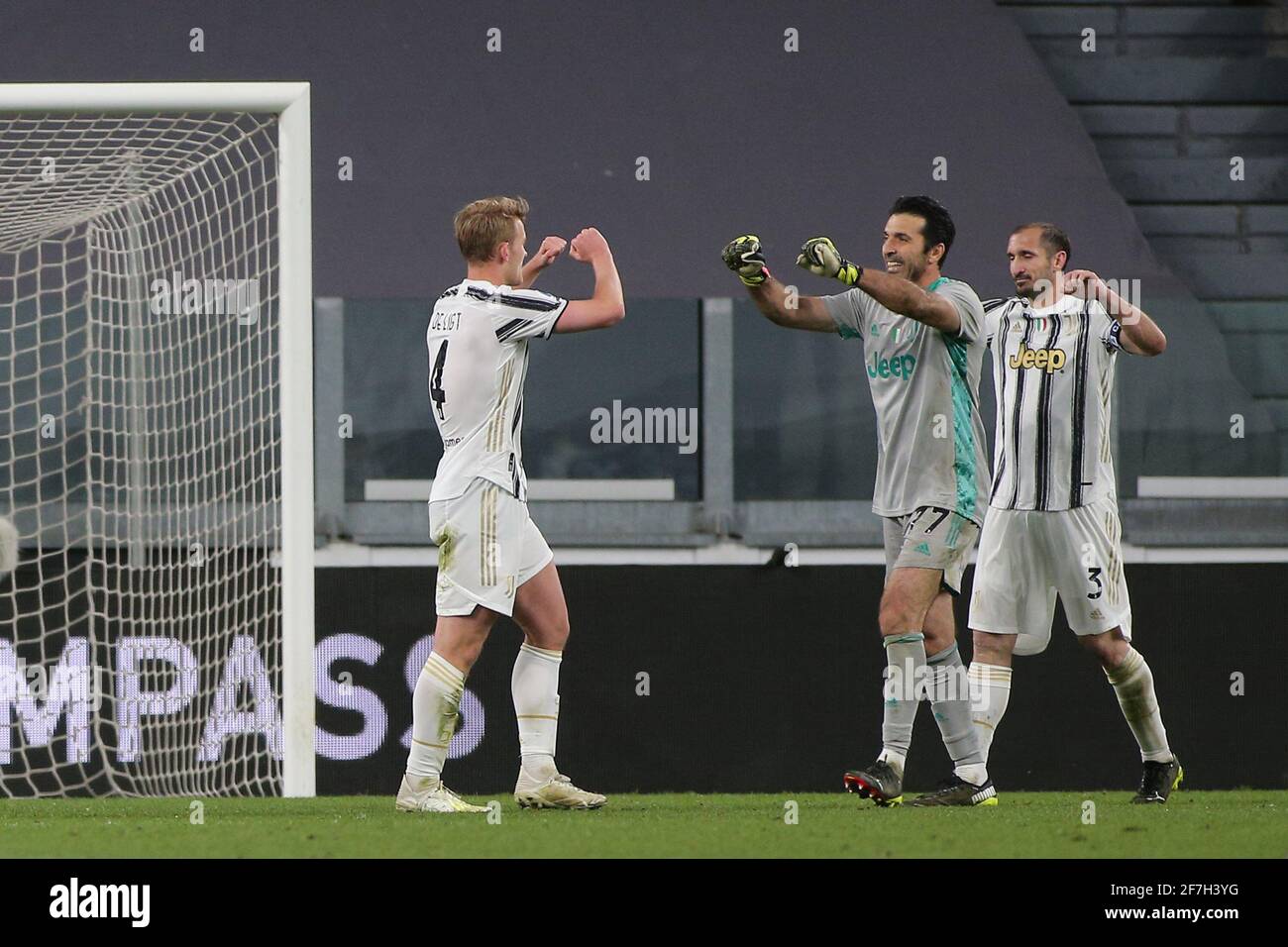 Gianluigi Buffon Giorgio Chiellini Italy Stockfotos Und Bilder Kaufen Alamy