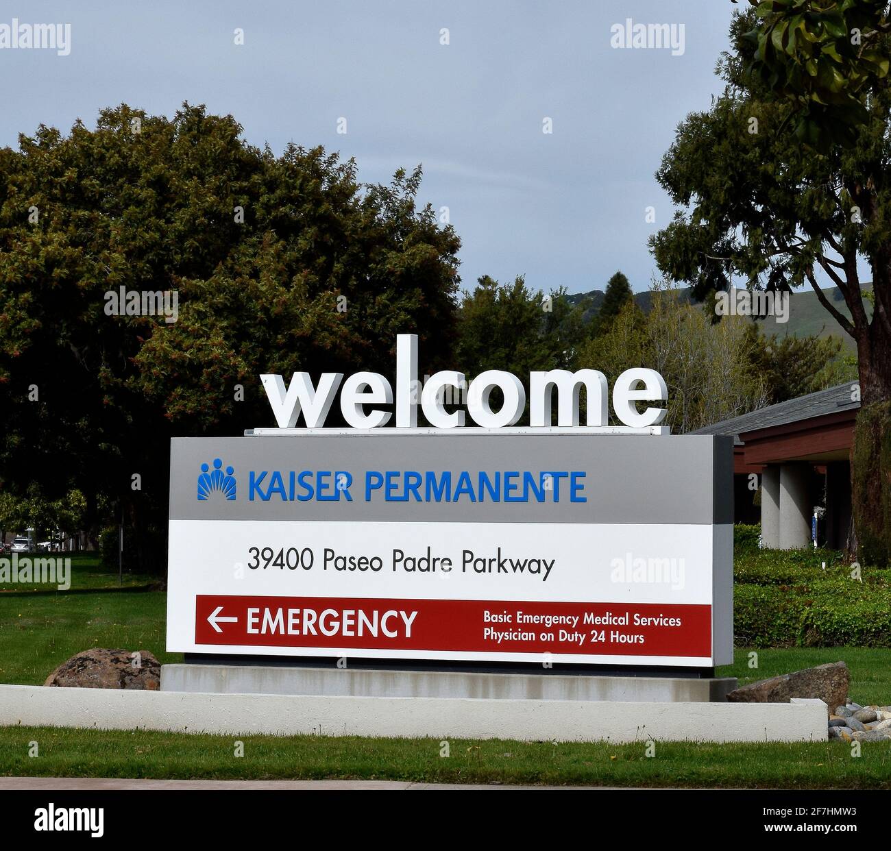 Kaiser permanente Begrüßung, Notschild in Fremont, Kalifornien Stockfoto
