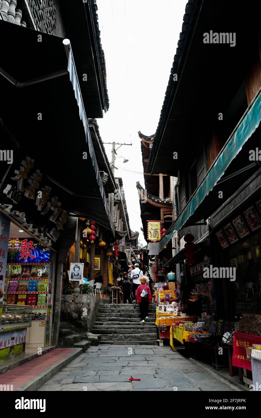 Alte Häuser und Geschäfte in Pheonix Stadt Hunan. Stockfoto