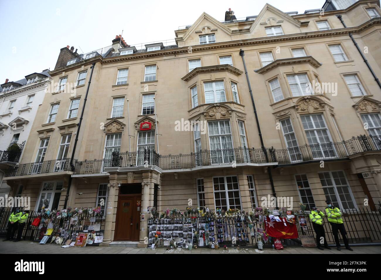 London, England, Großbritannien. April 2021. Die Botschaft von Myanmar (Burma) ist in Mayfair, London, zu sehen. Gestern wurden der Botschafter Myanmars im Vereinigten Königreich, Kyaw zwar Min, und einige Mitarbeiter von seiner eigenen Botschaft durch seinen Militärattache, der die Kontrolle über das Gelände übernahm, ausgeschlossen. Kredit: Tayfun Salci/ZUMA Wire/Alamy Live Nachrichten Stockfoto