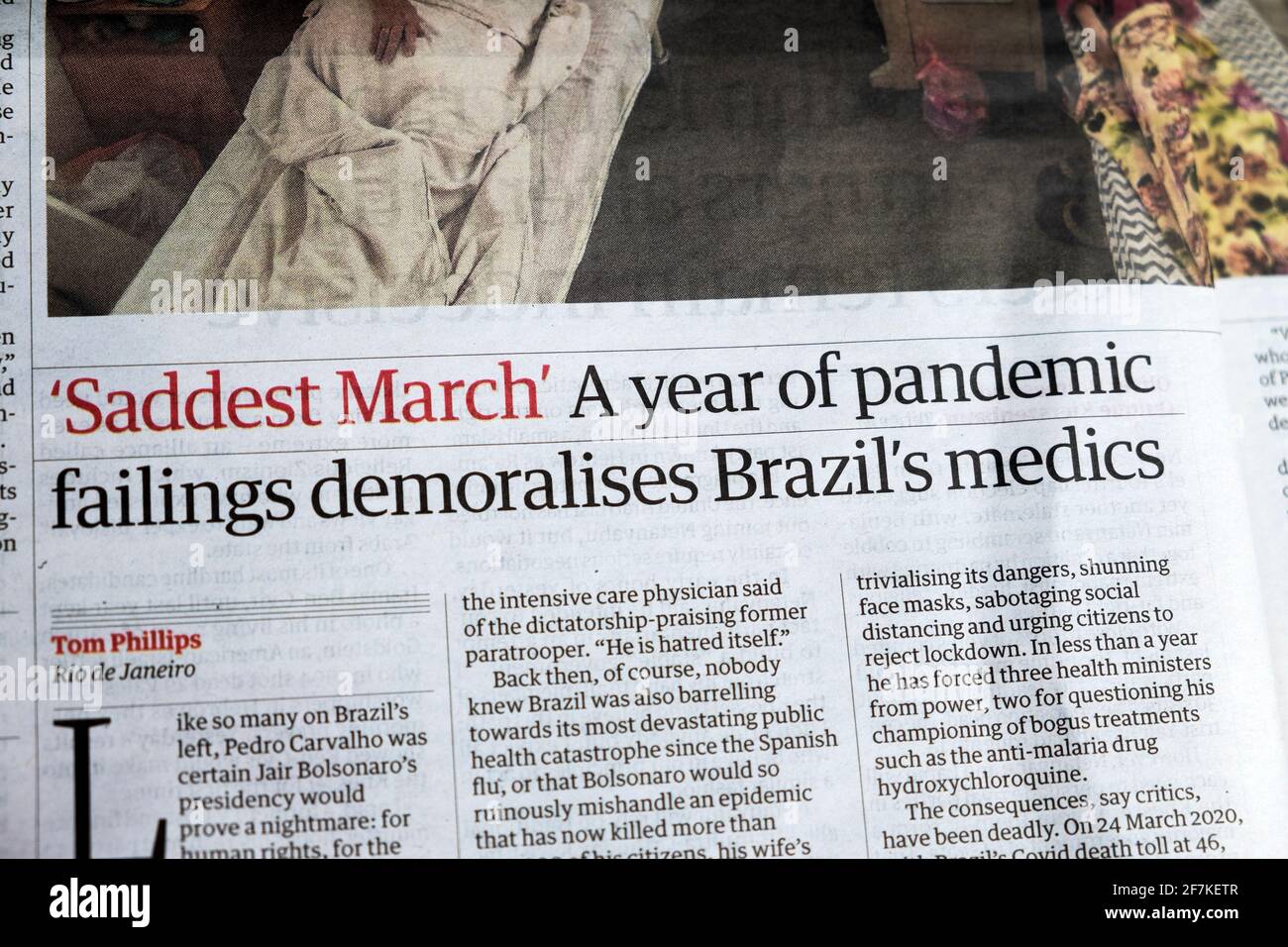 „traurigsten März“ „EIN Jahr der Pandemieausfällen demoralisiert Brasiliens Ärzte“ Stockfoto