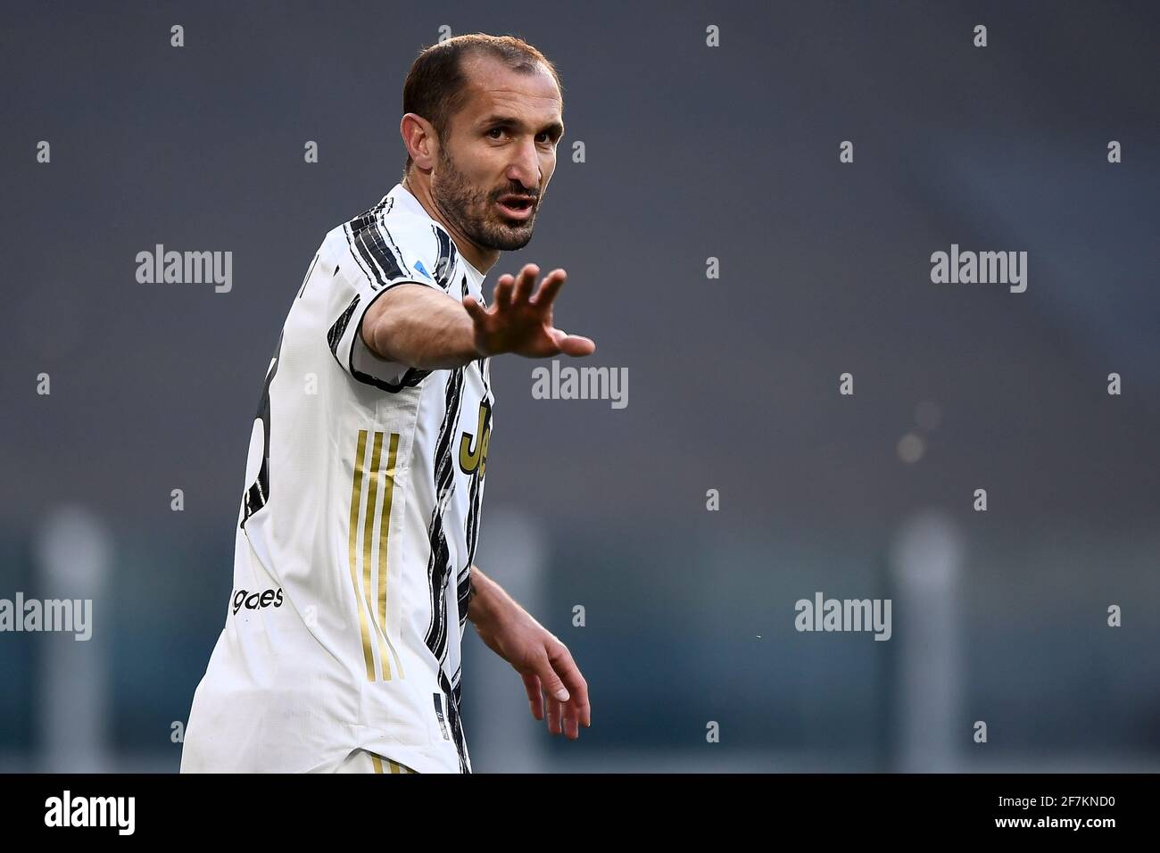 Turin, Italien - 07. April 2021: Giorgio Chiellini von Juventus FC Gesten während der Serie A Fußballspiel zwischen Juventus FC und SSC Napoli. FC Juventus gewann 2-1 gegen SSC Napoli. Kredit: Nicolò Campo/Alamy Live Nachrichten Stockfoto