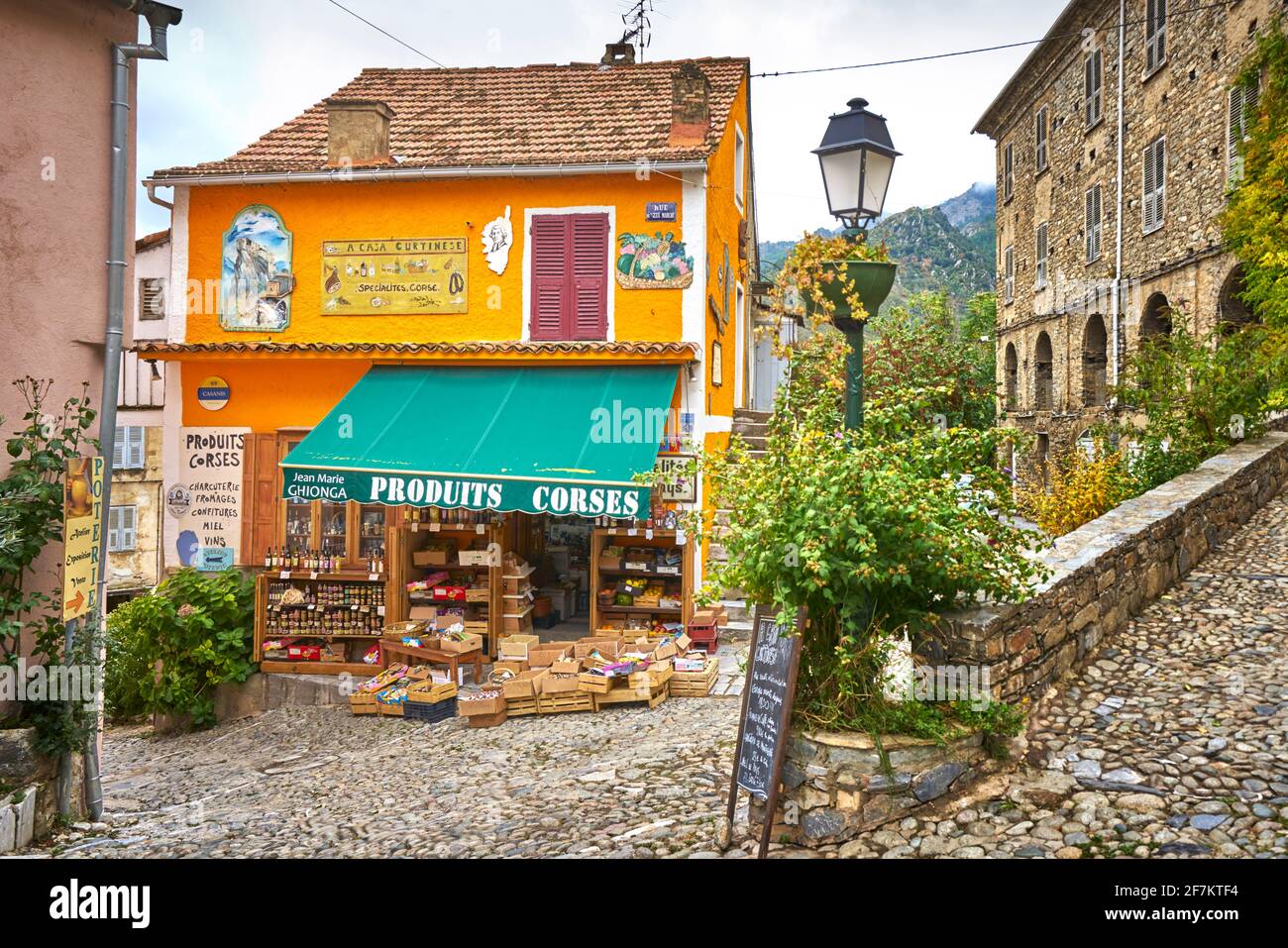 Corte, ehemalige Hauptstadt des unabhängigen Korsika, typische Architektur der Altstadt, Insel Korsika, Frankreich Stockfoto