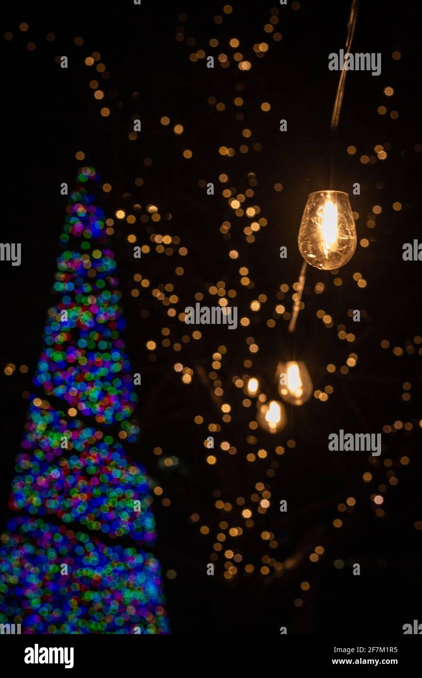 Weihnachtsbaum und Lichter bei Media City UK, Salford Stockfoto