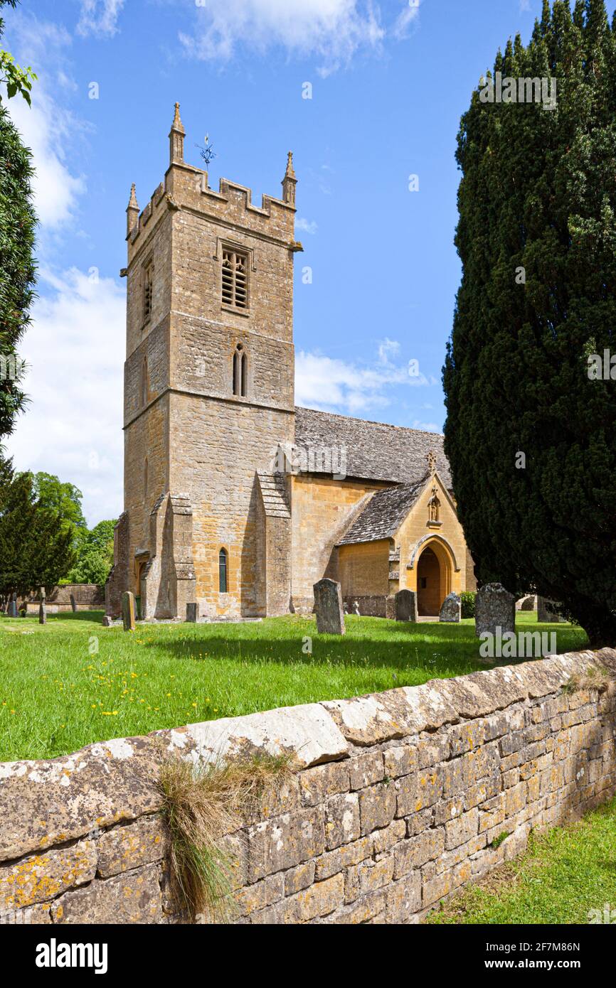 St. Peters Kirche im Cotswold Dorf Stanway, Gloucestershire, Großbritannien Stockfoto