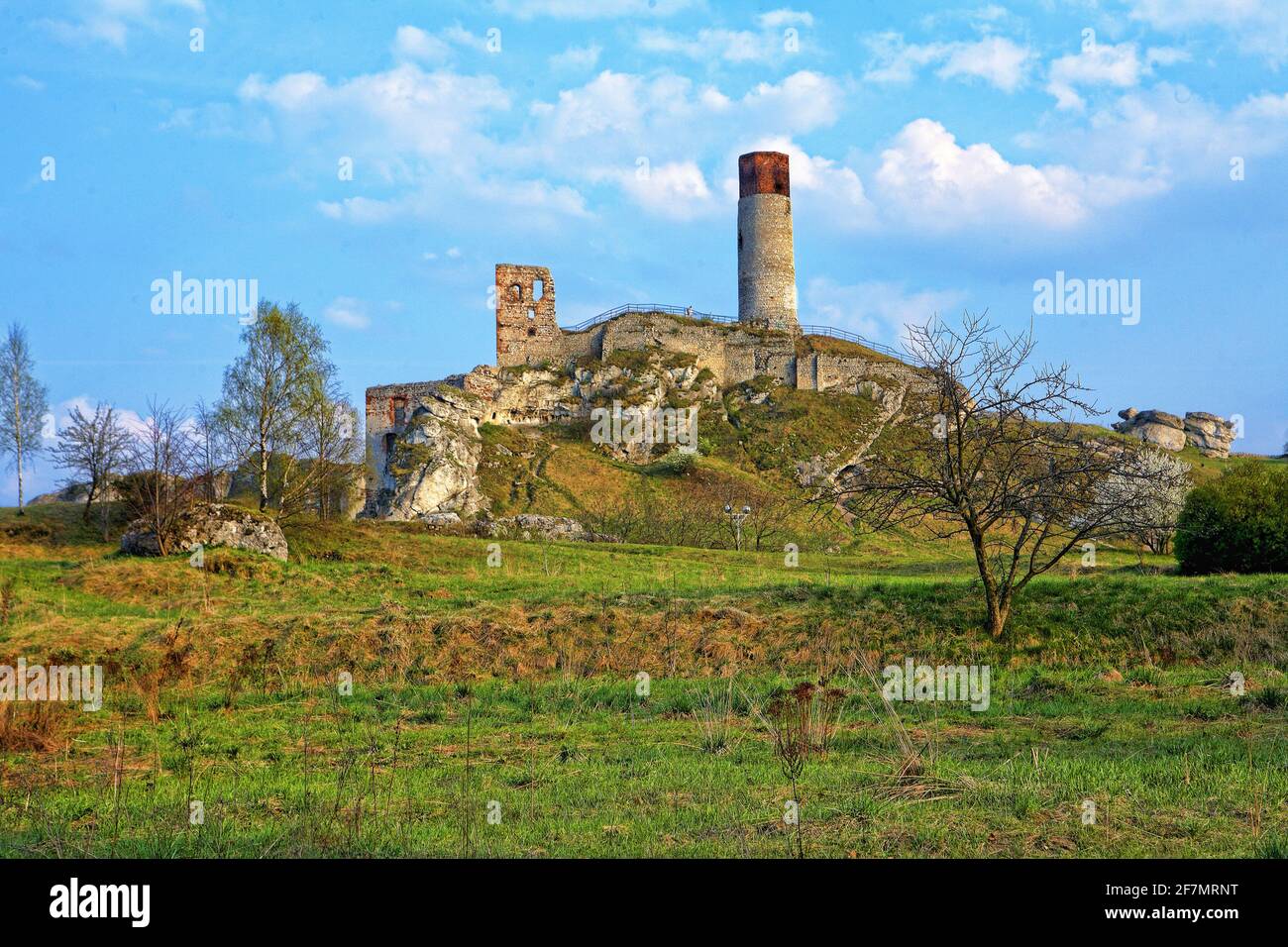Olsztyn castle Fotos und Bildmaterial in hoher Auflösung Alamy