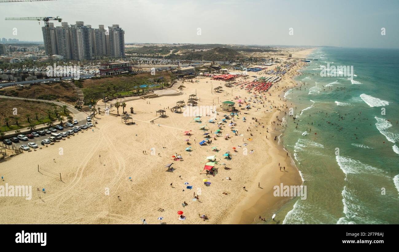 Luftaufnahmen der Küste von Rishon LeZion im Zentrum Israel schaut nach Süden Stockfoto