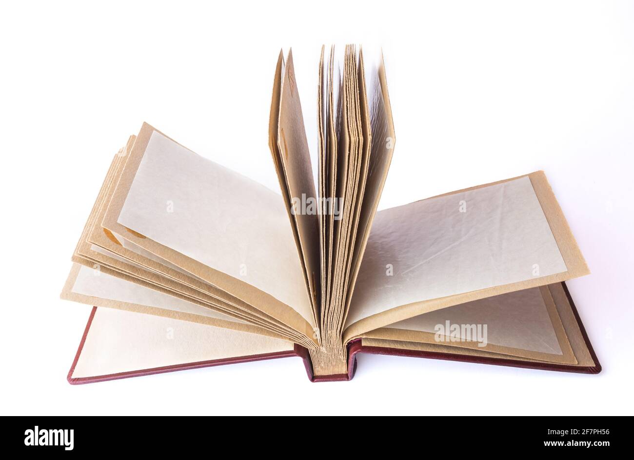 Vintage braunes Leder texturierte Fotoalbum auf weißem Hintergrund isoliert Stockfoto