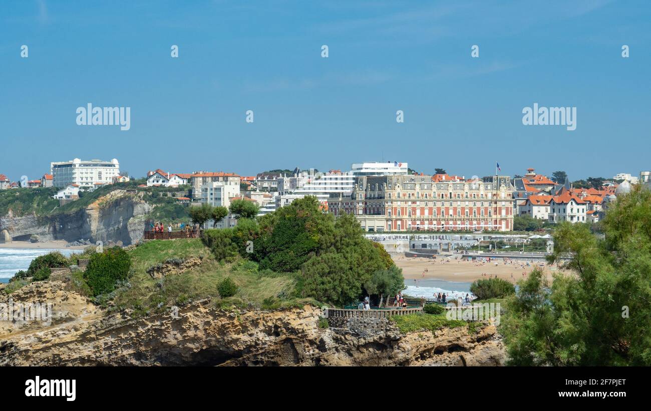 Biarritz, Frankreich - 3. September 2018: Blick über die playa vom rocher du Basta Stockfoto