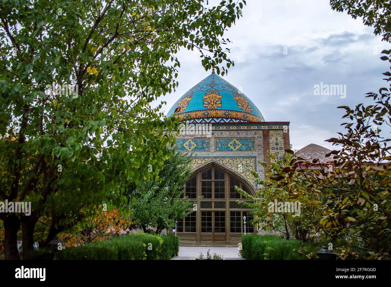 Blaue Moschee, eine persische Moschee in Jerewan, Armenien. Die Blaue Moschee ist die einzige aktive Moschee in Armenien. Stockfoto