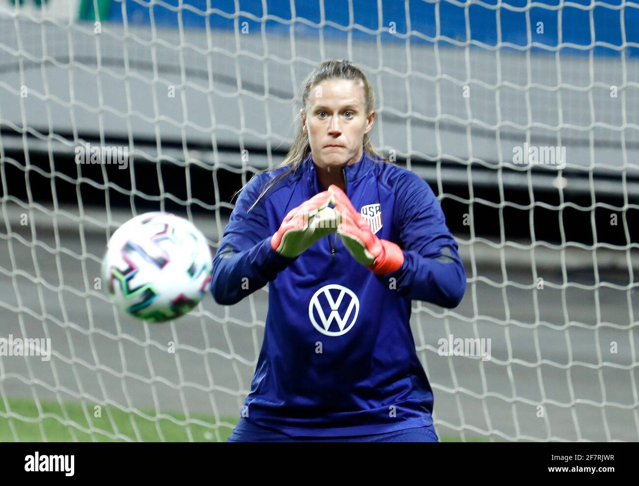 Torwart Nr 1 Alyssa Naeherunited States Women S National Soccer Team Training On Friends Arena Before The Friendly Game Schweden Usa Stockholm 21 04 09 C Patrik C Osterberg Tt Code 2857 Stockfotografie Alamy Torwart Nr 1 Alyssa Naeherunited States Women S National Soccer Team Training On Friends Arena Before The Friendly Game Schweden Usa Stockholm 21 04 09 C Patrik C Osterberg Tt Code 2857 Stockfotografie Alamy