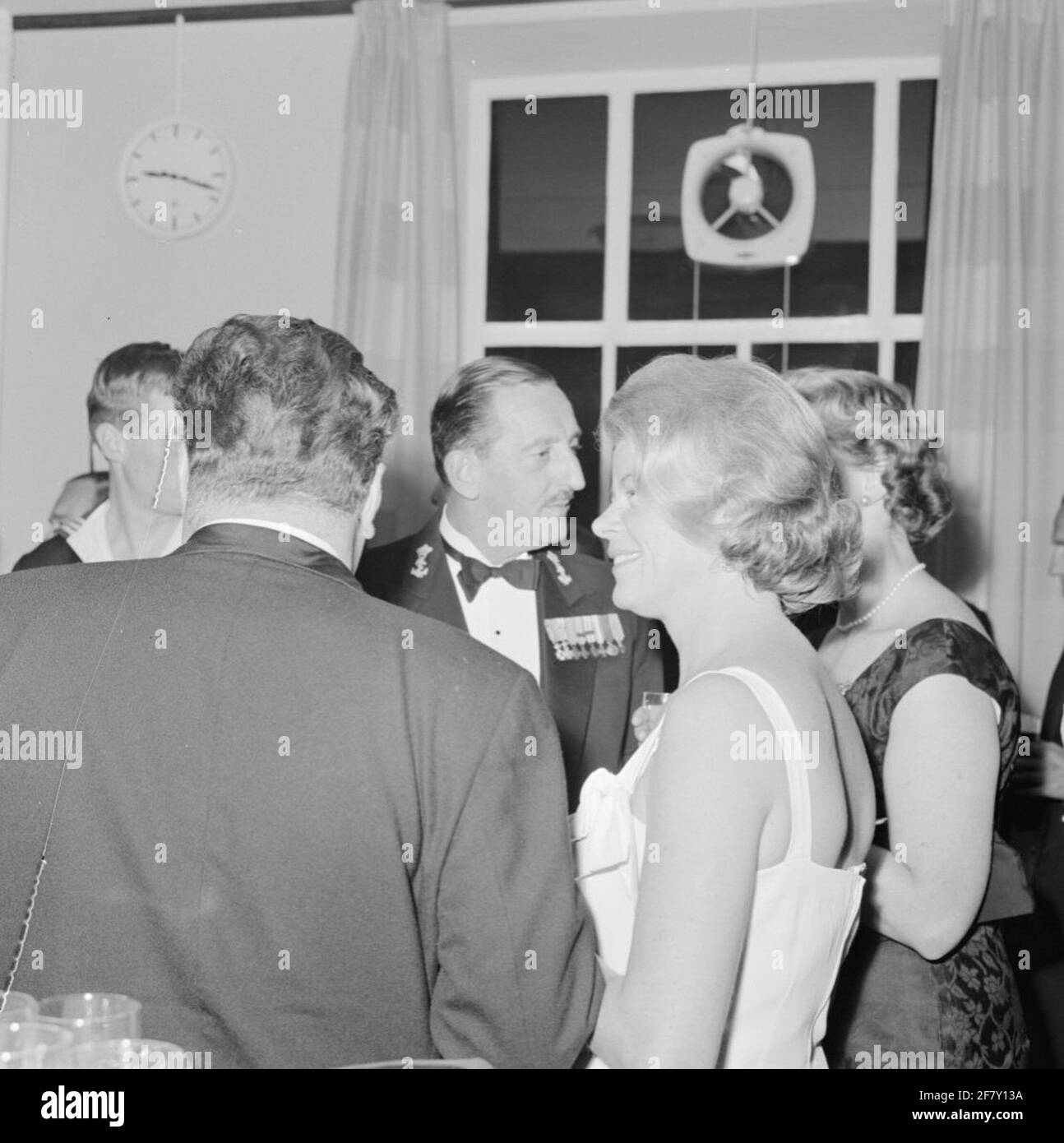 Der Generalkommandant des britischen Royal Marines General Sir Malcolm C. Cartwright-Taylor besucht das Dutch Marines Corps. Empfang und Abendessen in der Van Ghentkazerne (VGKAZ) nach Rotterdam. Stockfoto