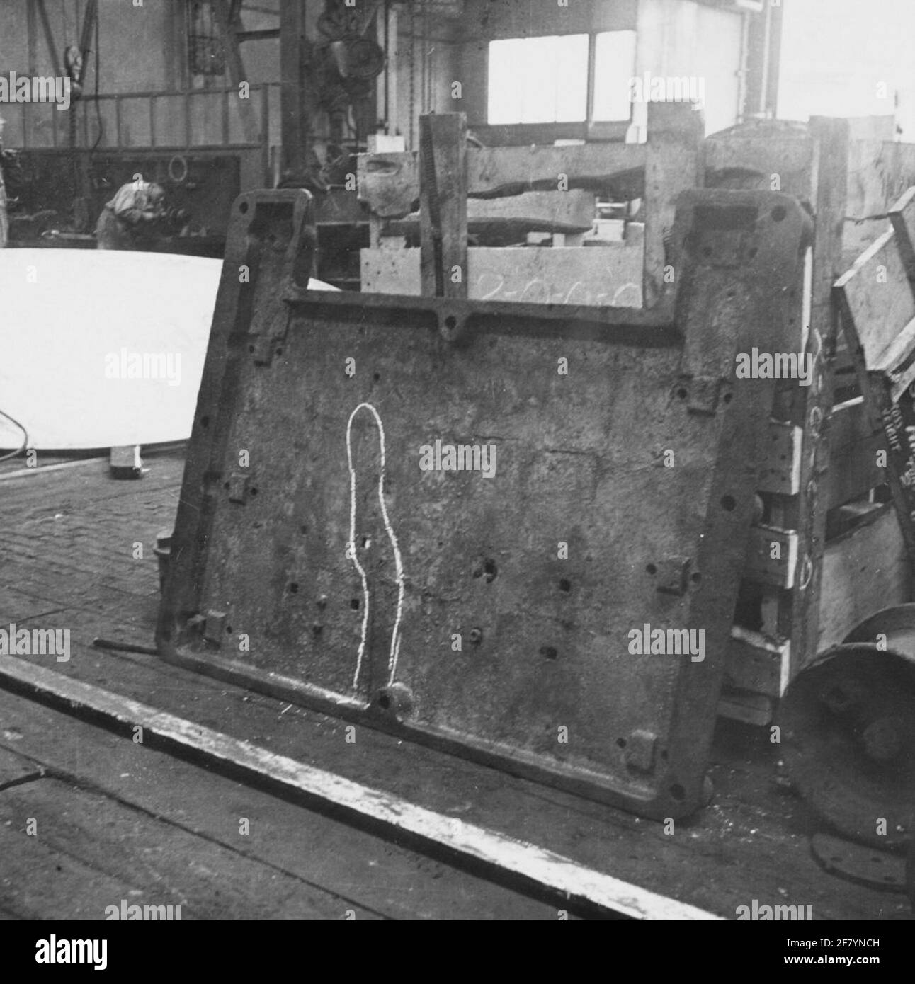 Schiff Teile der U-Boot-Jäger HR.Ms. Gelderland (D 811) während der Bauarbeiten (1951-1955) am Wilton Fijenoord Wilton in Schiedam. Stockfoto